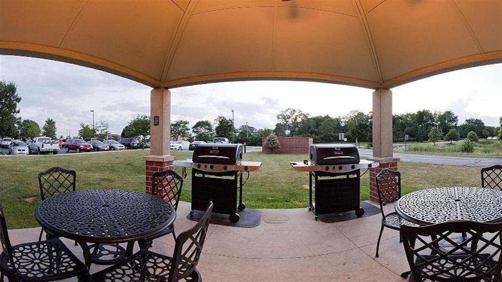 Sonesta Simply Suites Chicago Naperville Warrenville Exterior foto