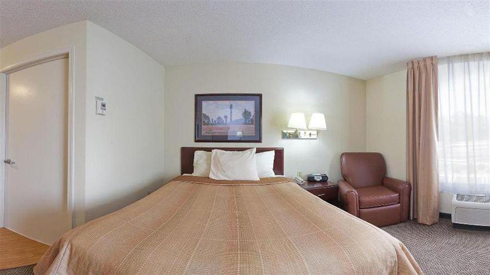 Sonesta Simply Suites Chicago Naperville Warrenville Exterior foto